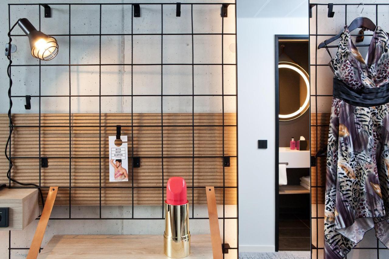 Moxy Vienna City East Extérieur photo
