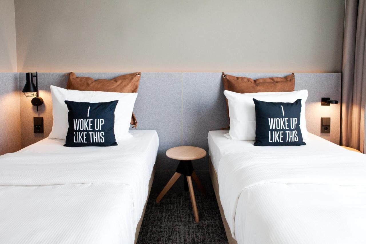 Moxy Vienna City East Extérieur photo