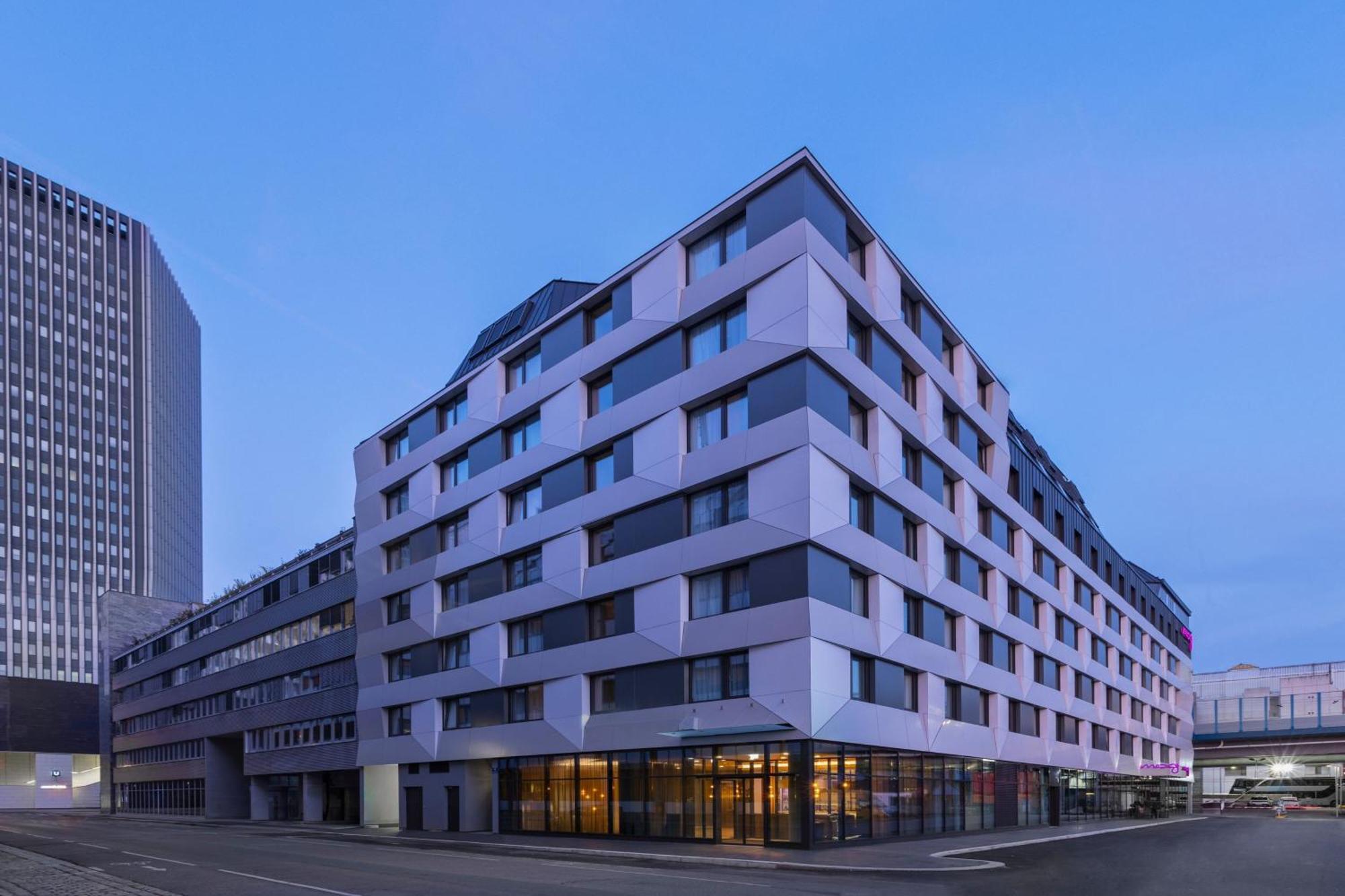 Moxy Vienna City East Extérieur photo