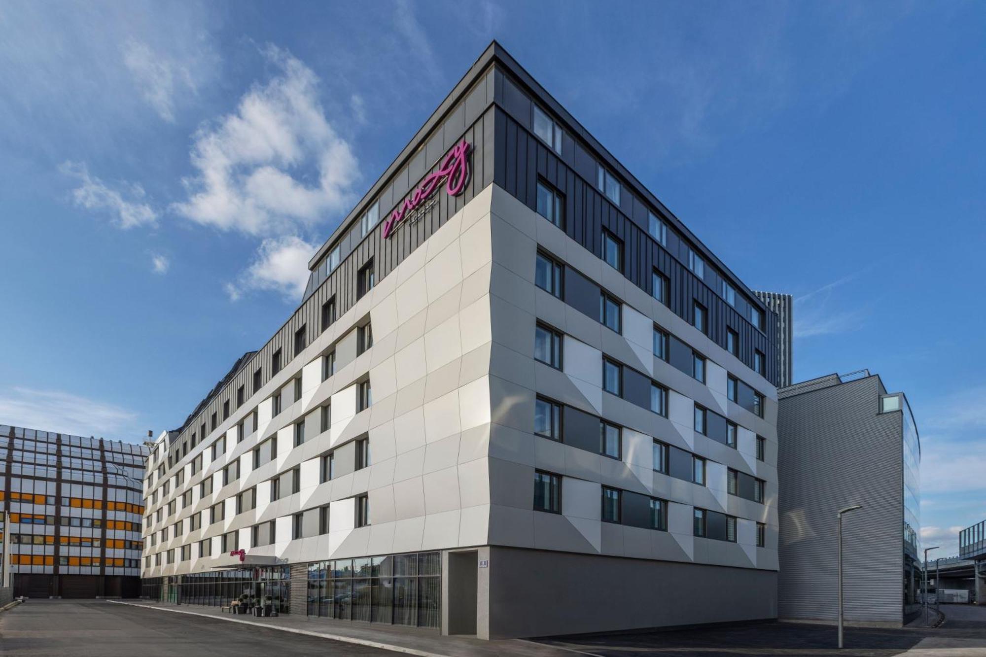 Moxy Vienna City East Extérieur photo