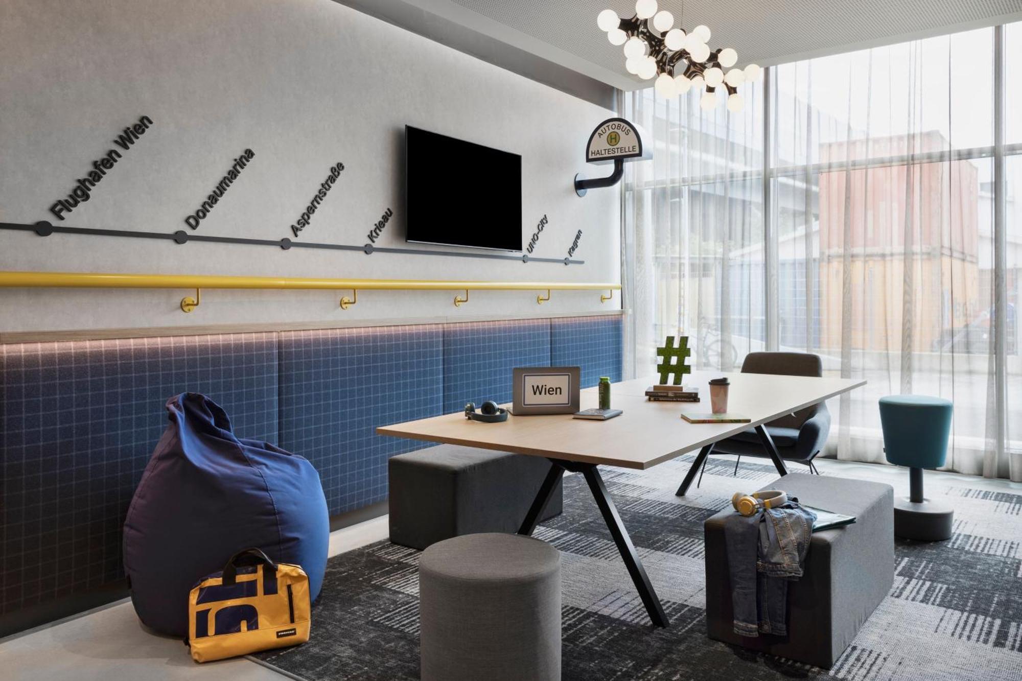 Moxy Vienna City East Extérieur photo