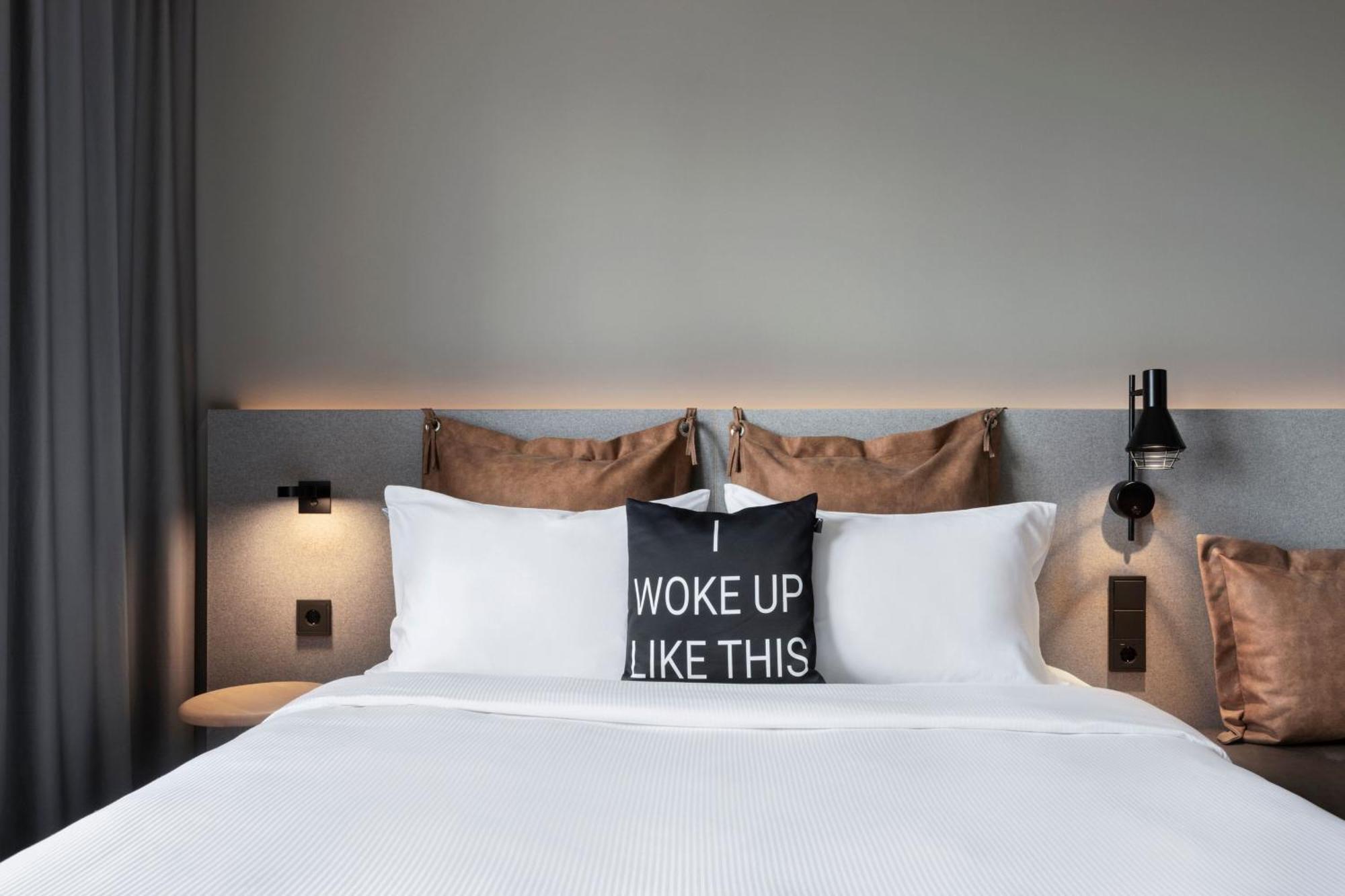 Moxy Vienna City East Extérieur photo