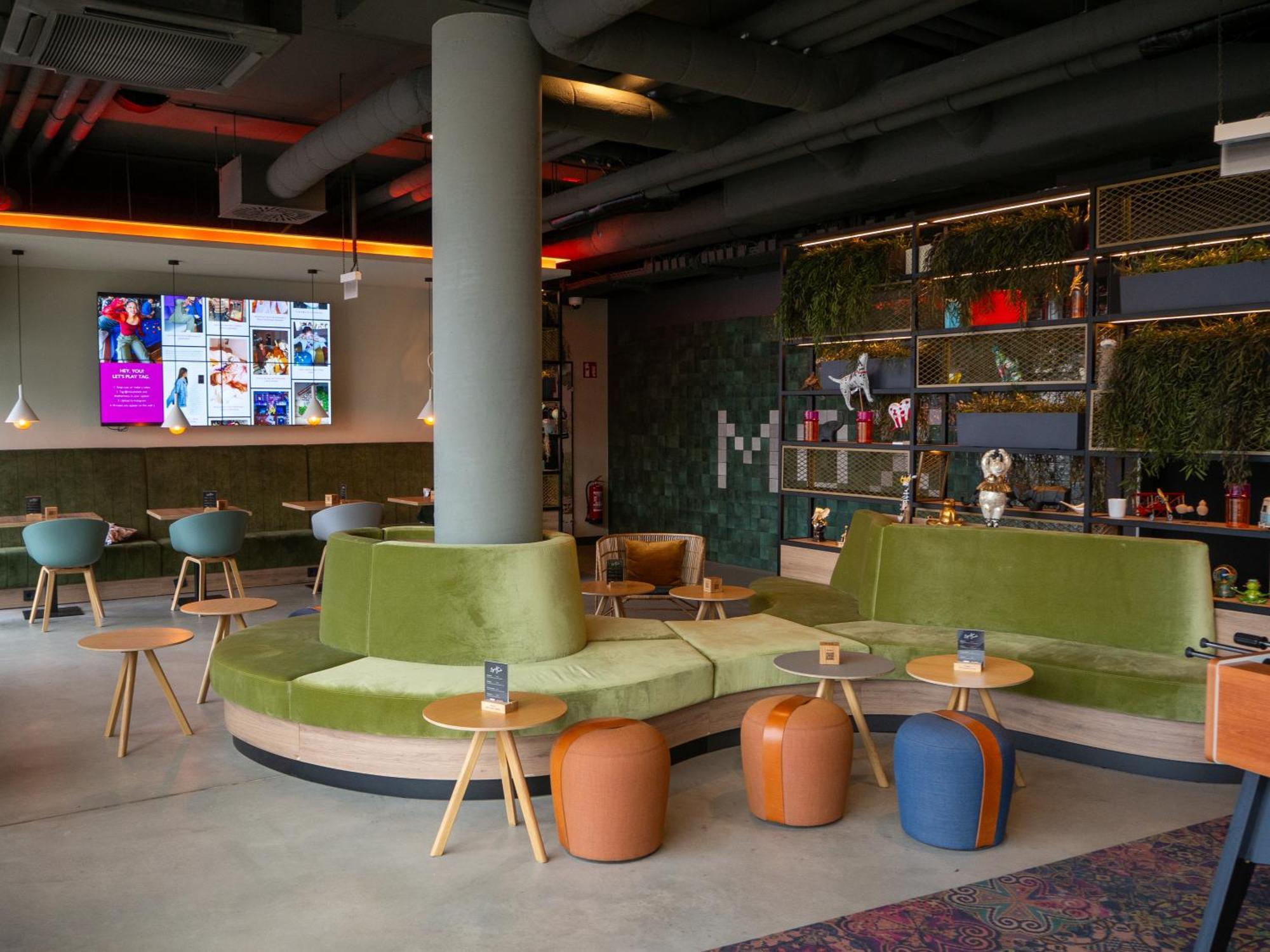 Moxy Vienna City East Extérieur photo