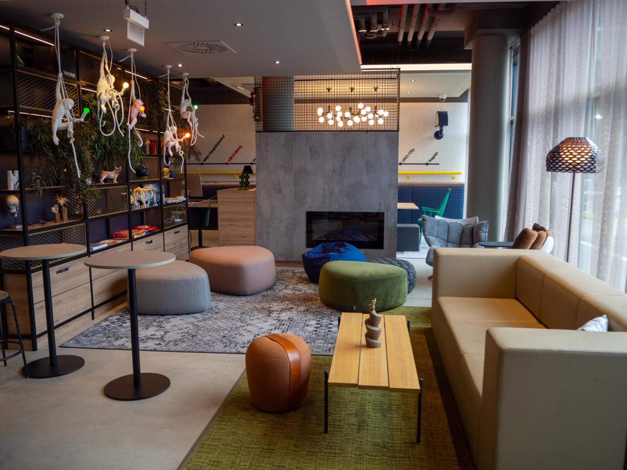 Moxy Vienna City East Extérieur photo